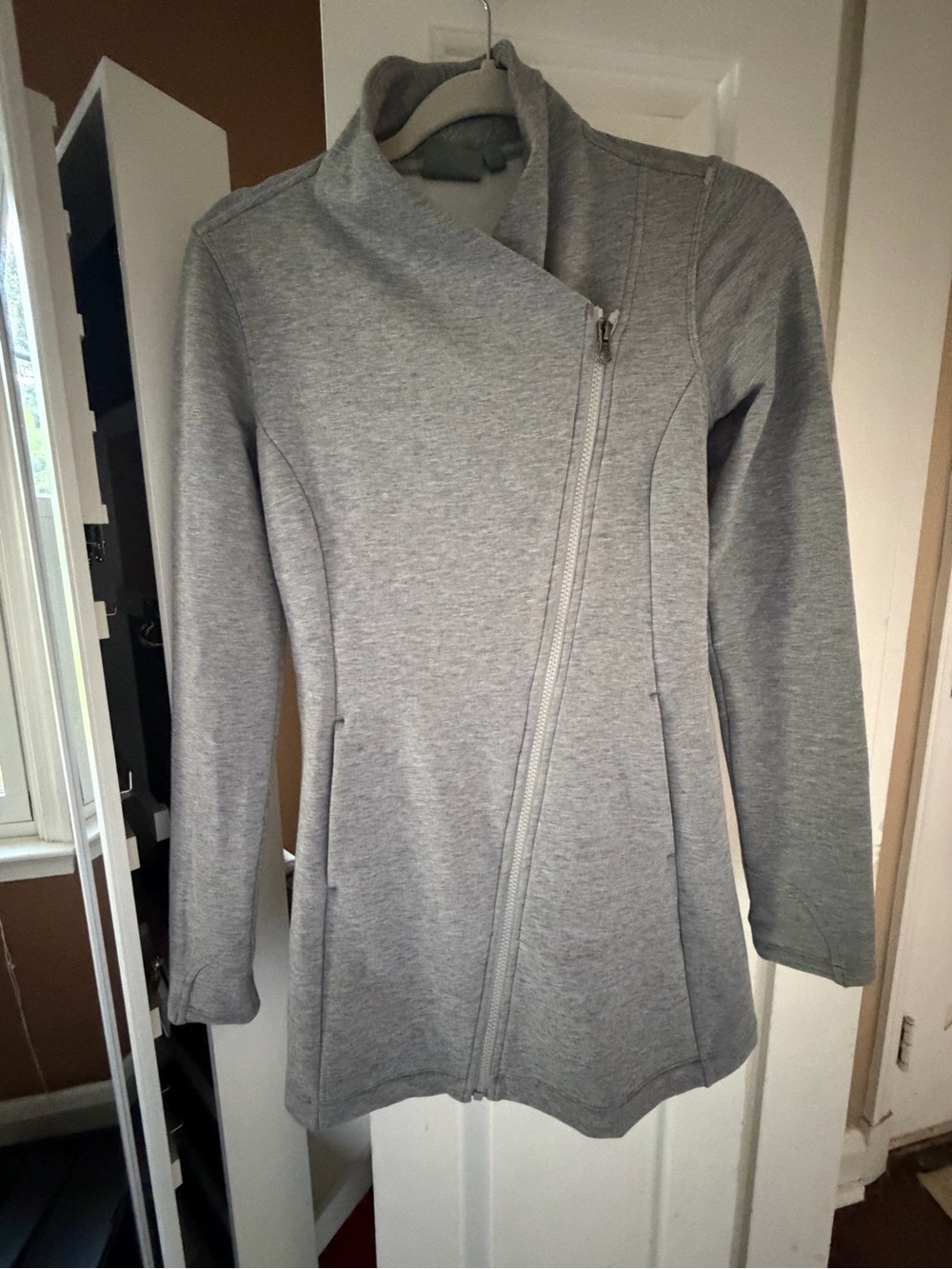 Athleta Light Gray CYA Asymmetrical Jacket Zip, MWOT or Like New, XS